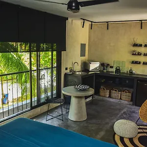 Lote4 - Lgbtq Aparthotel Playa del Carmen
