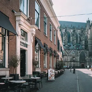 **** Hotel Simple Nederland