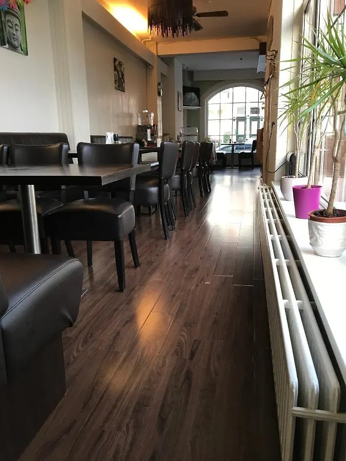 New City Hotel Scheveningen Den Haag 2*,